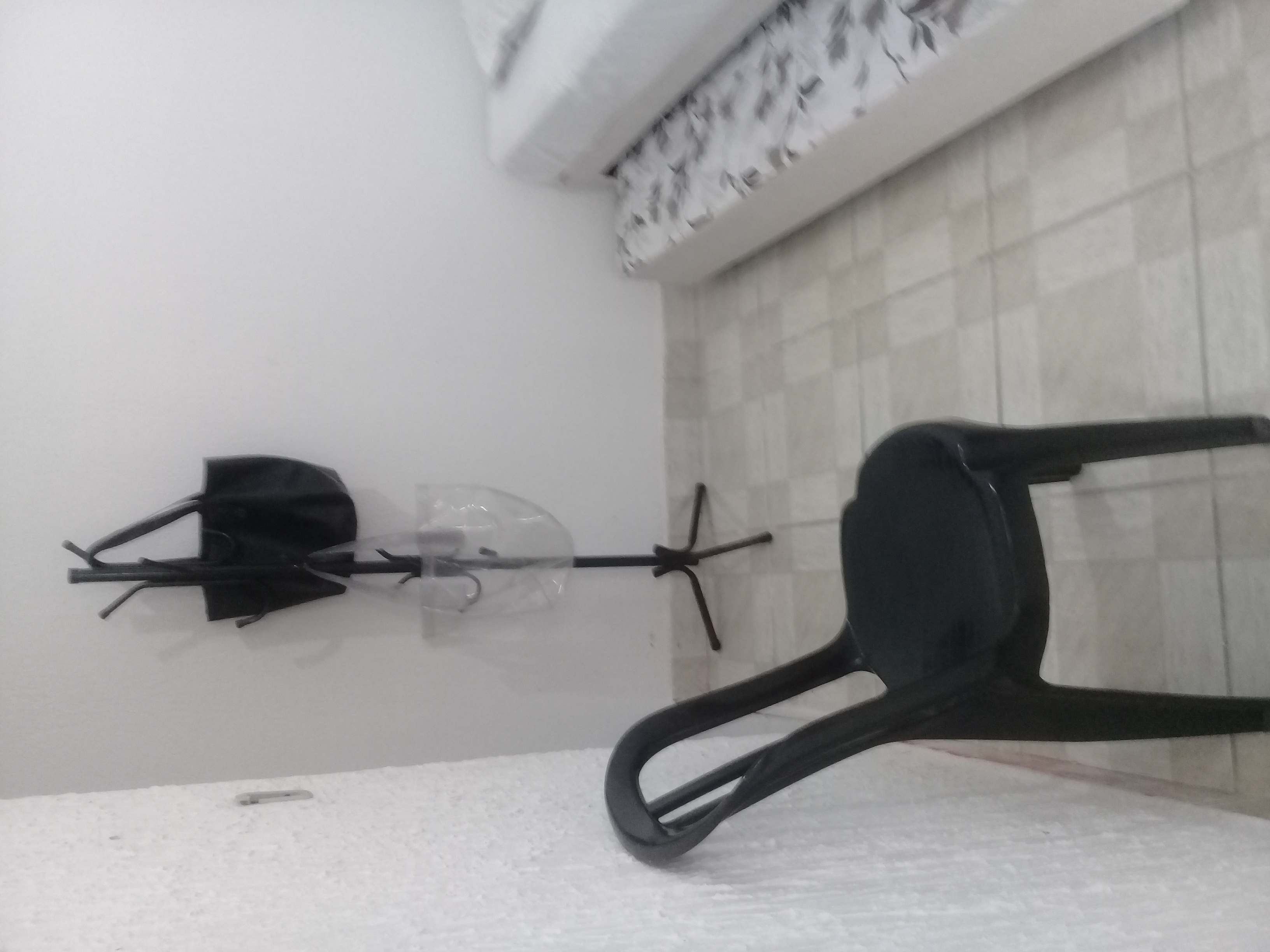 Foto quarto modelo 5 sem utensílios vertical  02.jpg